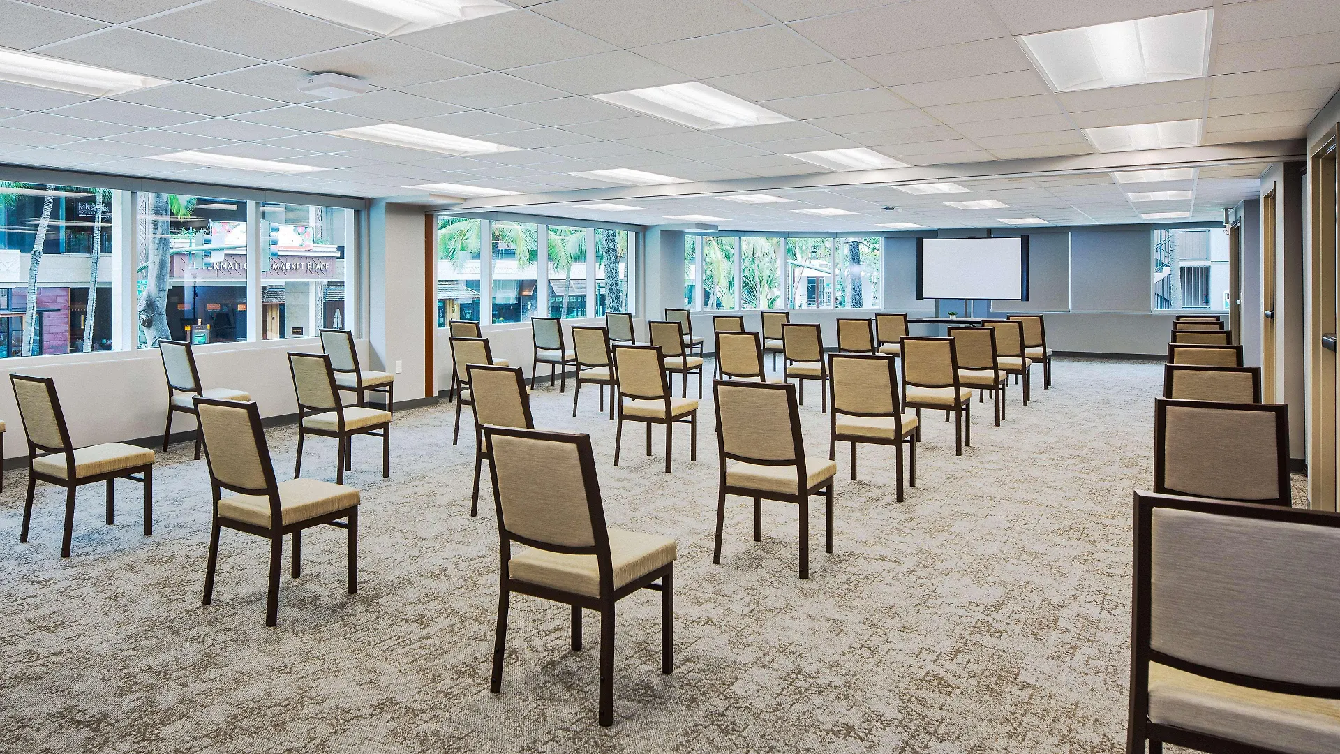 הונולולו Hilton Garden Inn Waikiki Beach 3*,