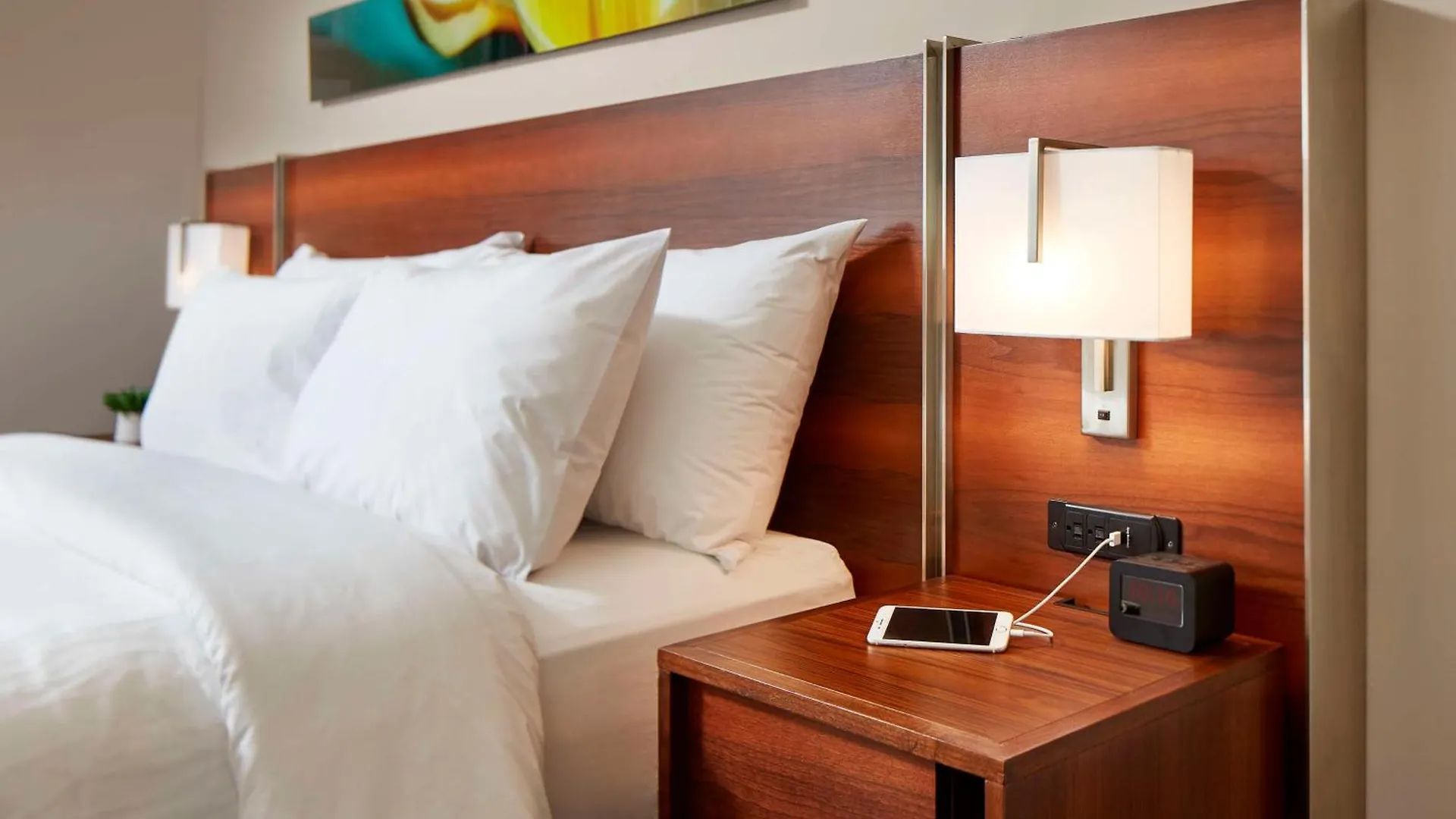 הונולולו Hilton Garden Inn Waikiki Beach 3*,