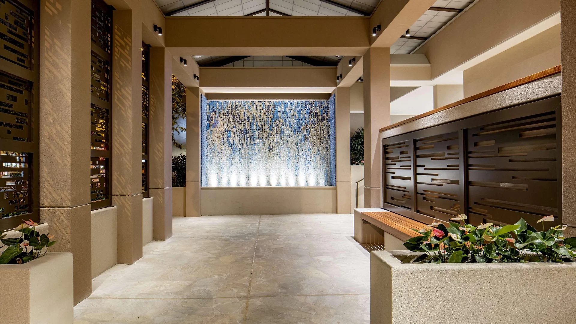 Hilton Garden Inn Waikiki Beach Honolulu Hotel