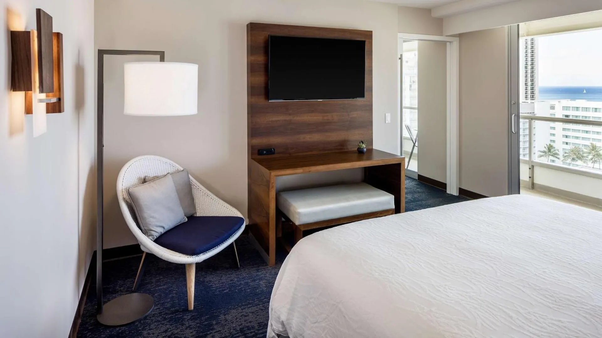 Hilton Garden Inn Waikiki Beach Honolulu Hotel